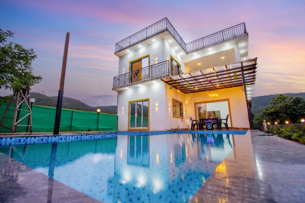 Lonavala bungalow with a beautiful view